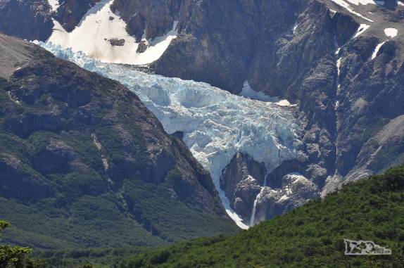 Glaciar Piedras Blancas, visto da Laguna Capri, no parque Los Glaciares, região de El Chaltén, no sul da patagonia argentina